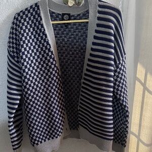 Bobeau Navy and Gray Cardigan